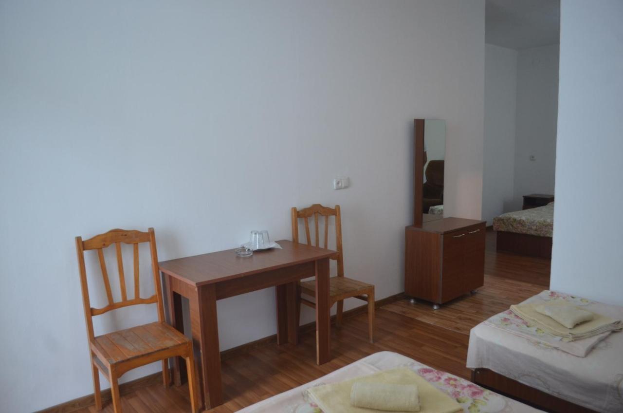 Akhmed Guest House Kvariati Exterior photo