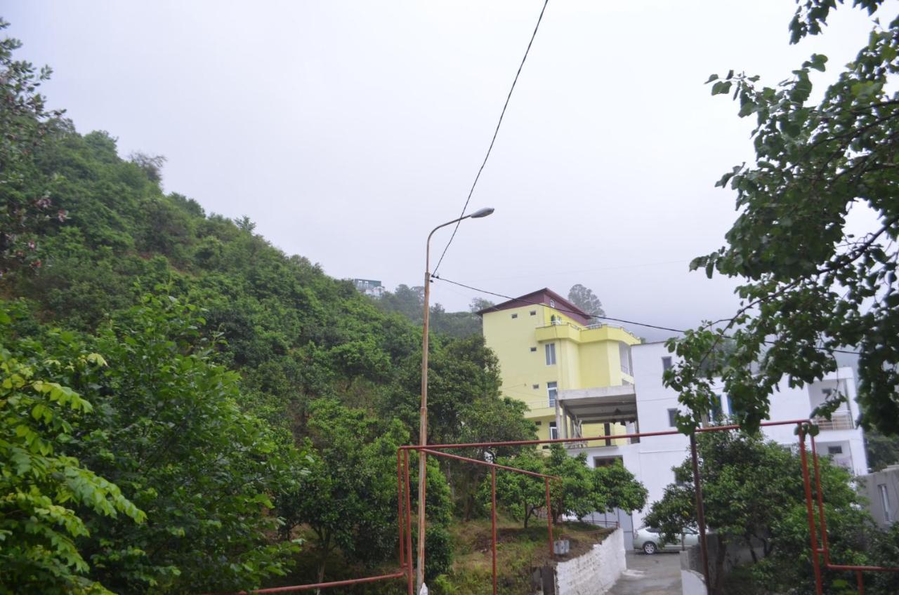Akhmed Guest House Kvariati Exterior photo
