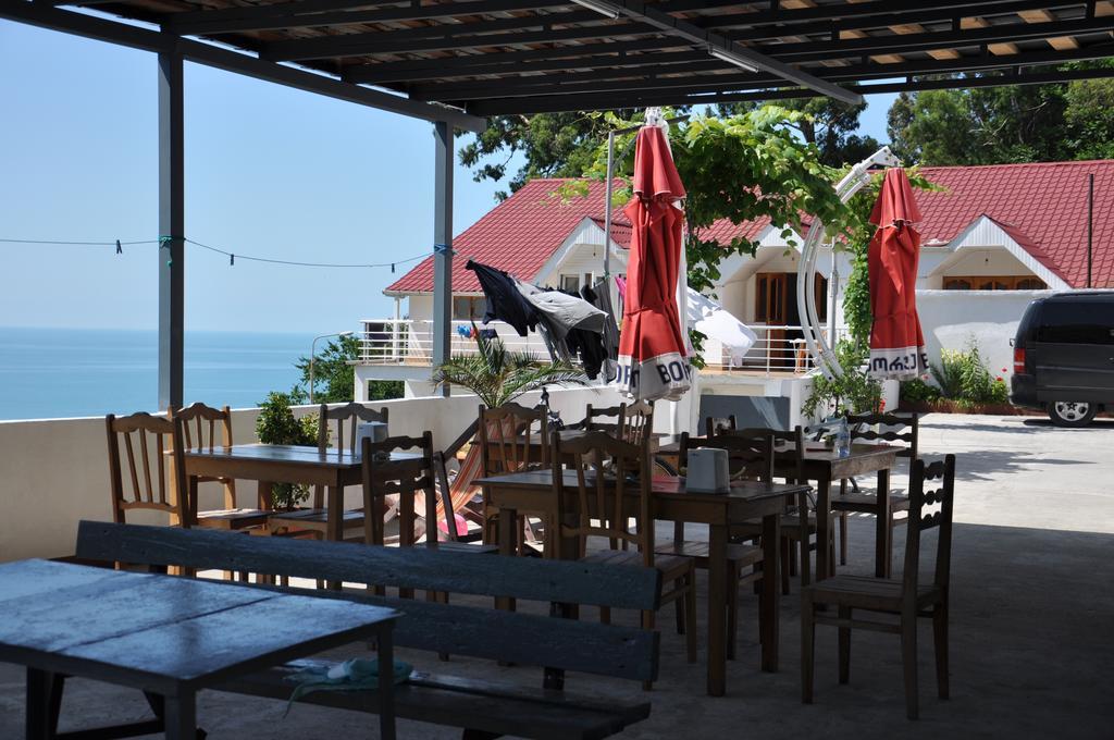 Akhmed Guest House Kvariati Exterior photo